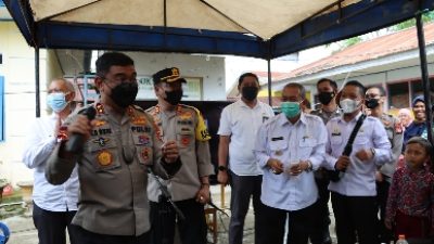 Kapolda Sulbar Tinjau Vaksinasi Anak Usia 6-11 Tahun di SDN 009 Takatidung