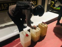 Polres Majene Amankan Tiga Jeriken Miras Jenis Ballo