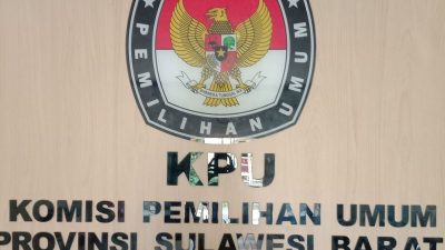 Pendaftar Calon Komisioner KPU Sulbar Kumpul Berkas