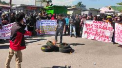 Ribuan Warga Demo Tolak Putusan Bupati Majene Tunda Pilkades