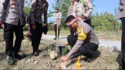 Lestarikan alam, Polres Majene Menggelar Penanaman Pohon Secara Serentak