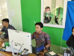 Disdukcapil Sulbar Gelar Perekaman KTP di SMK-MAN