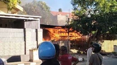 Toko kayu saleppa terbakar