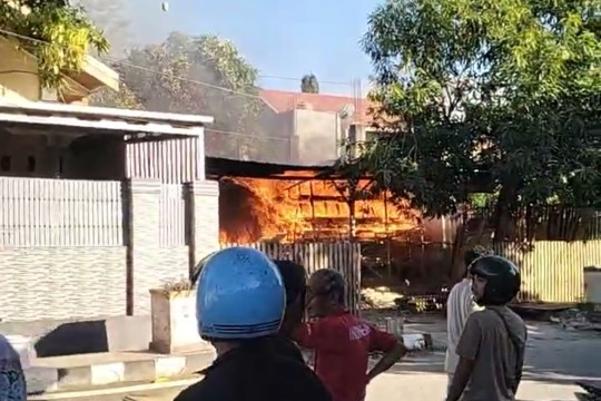 Toko kayu saleppa terbakar